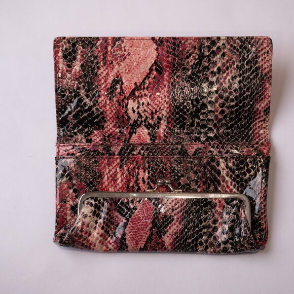 Kenneth Cole Reaction Clutch With Coin Purse Pink Snake Skin Pattern - Picture 5 of 12